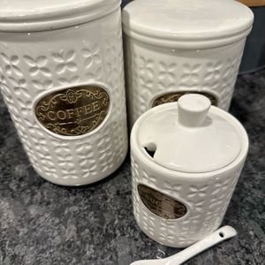 New 4 PC  THL FARMHOUSE COFEE, TEA & SUGAR STORAGE CANISTERS W/ SPOON